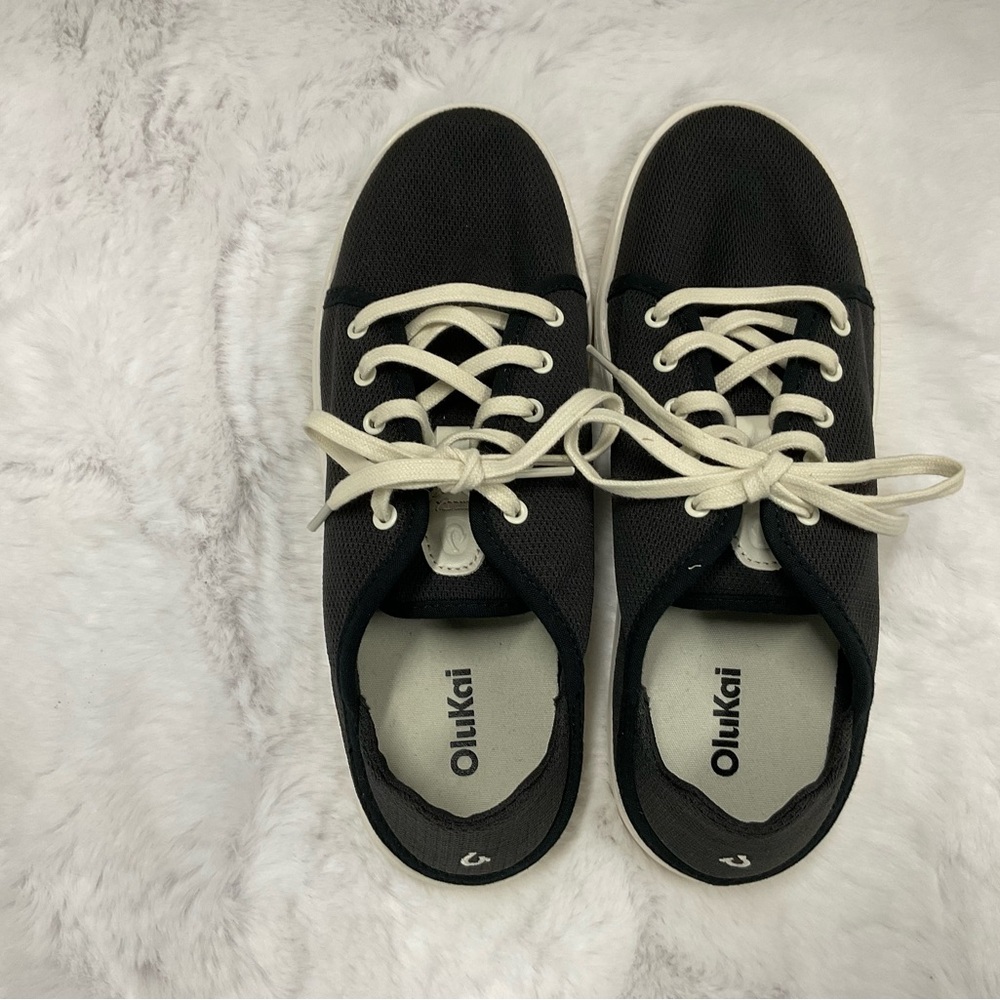 OluKai Pehuea Li Sneaker Beach Shoe in Black